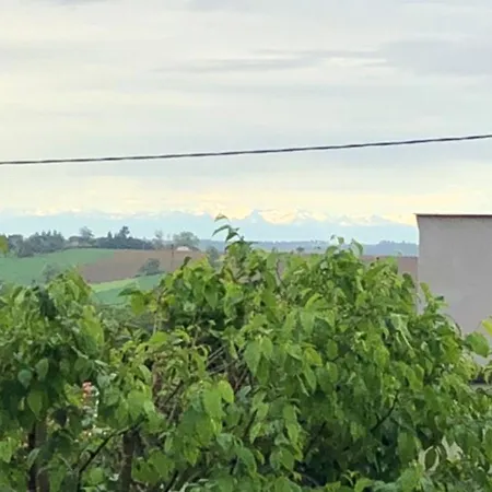Villa Villa De 4 Chambres A Montjoire Avec Magnifique Vue Sur La Montagne Piscine Privee Jardin Amenage *